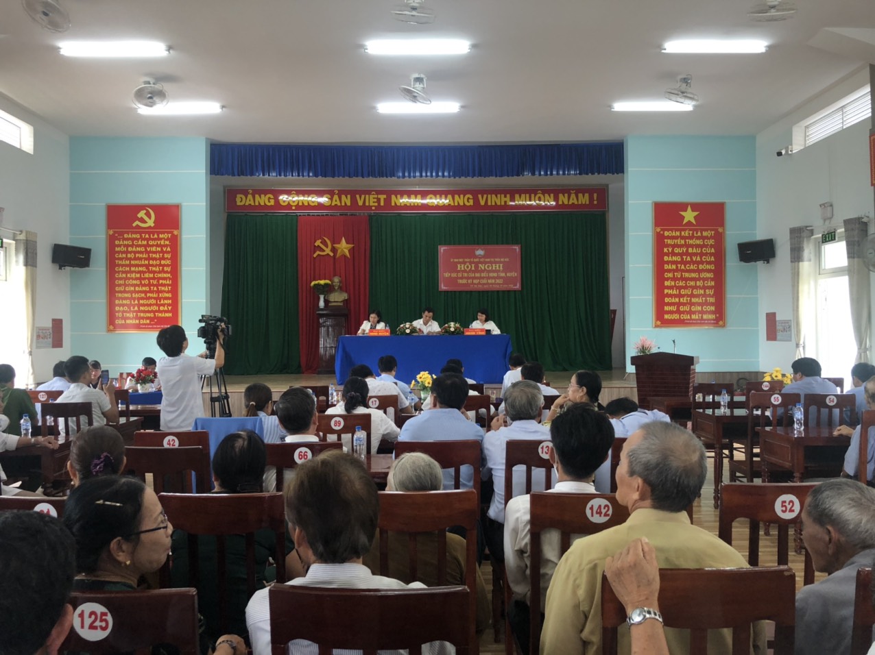 Đại biểu HĐND tỉnh tiếp xúc cử tri xã Đức Phú và thị trấn Mộ Đức