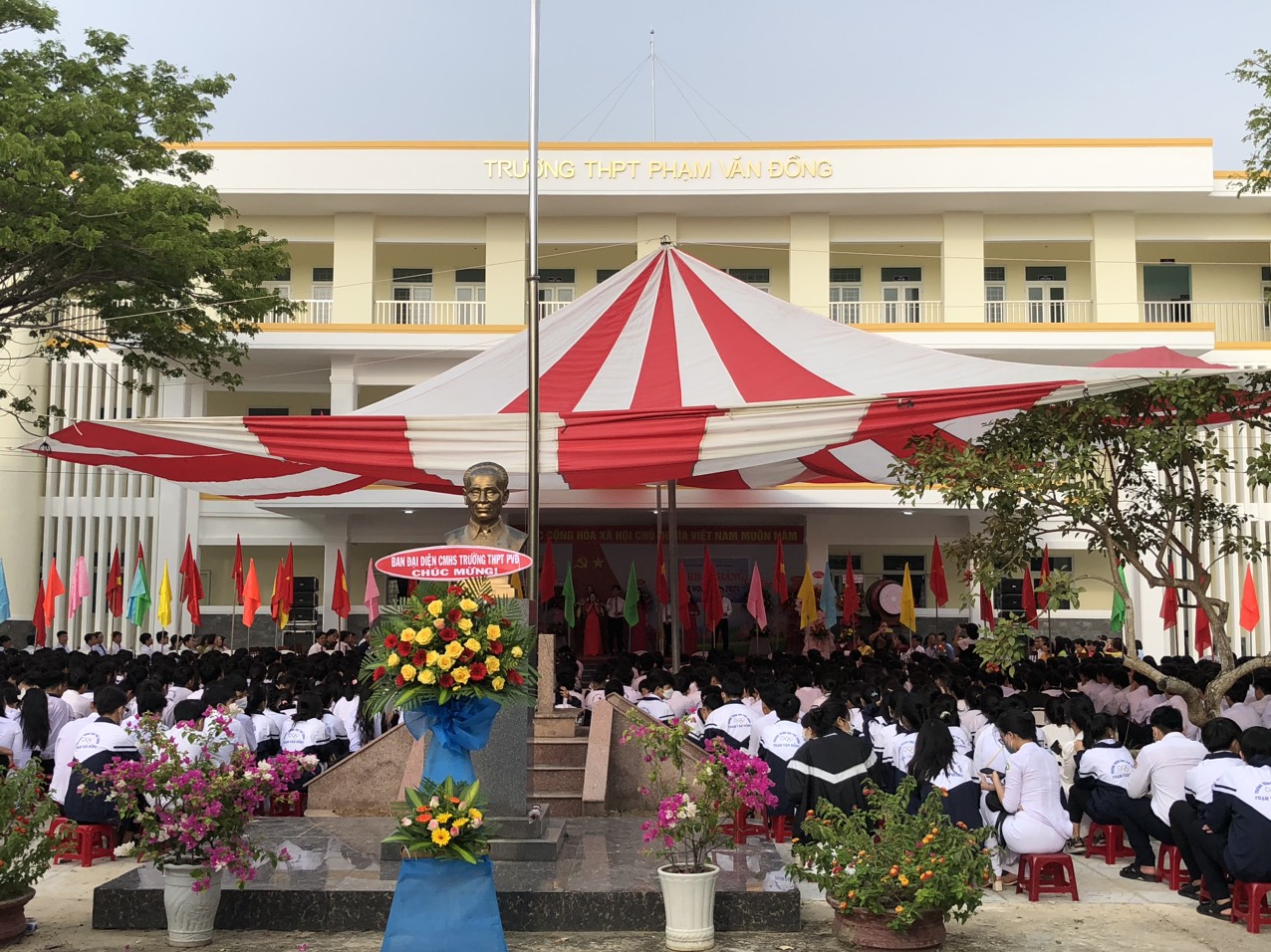 Trường THPT Phạm Văn Đồng- Khai giảng năm học mới 2023-2024