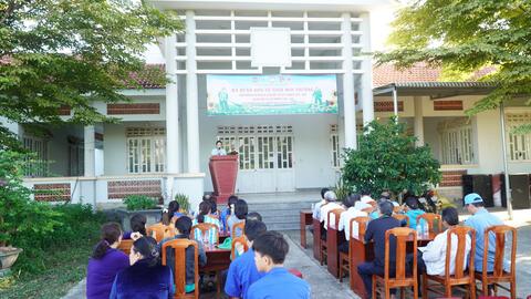 Ủy ban Mặt trận tổ quốc Việt Nam xã Mộ Đức tổ chức lễ phát động ra quân dọn vệ sinh môi trường chào mừng Đại hội đại biểu Đảng bộ xã Mộ Đức lần thứ I, nhiệm kỳ 2025-2030