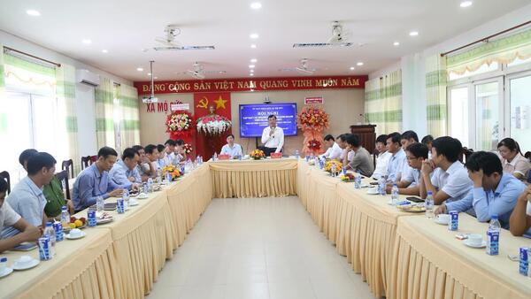 Mộ Đức gặp mặt doanh nghiệp, hợp tác xã, hộ kinh doanh nhân Ngày Doanh nhân Việt Nam
